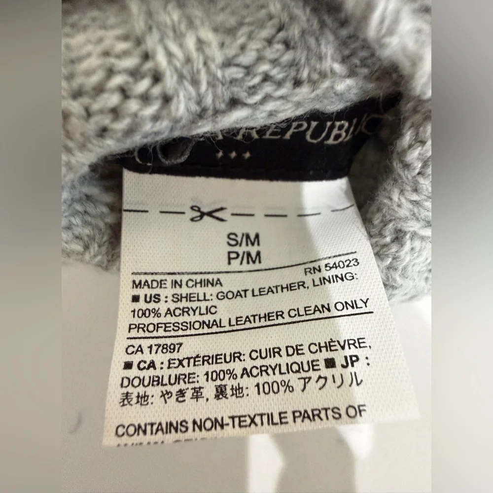 Banana Republic leather and knit S/M Gloves